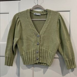 Zara sage green jewel button sweater cardigan Size medium